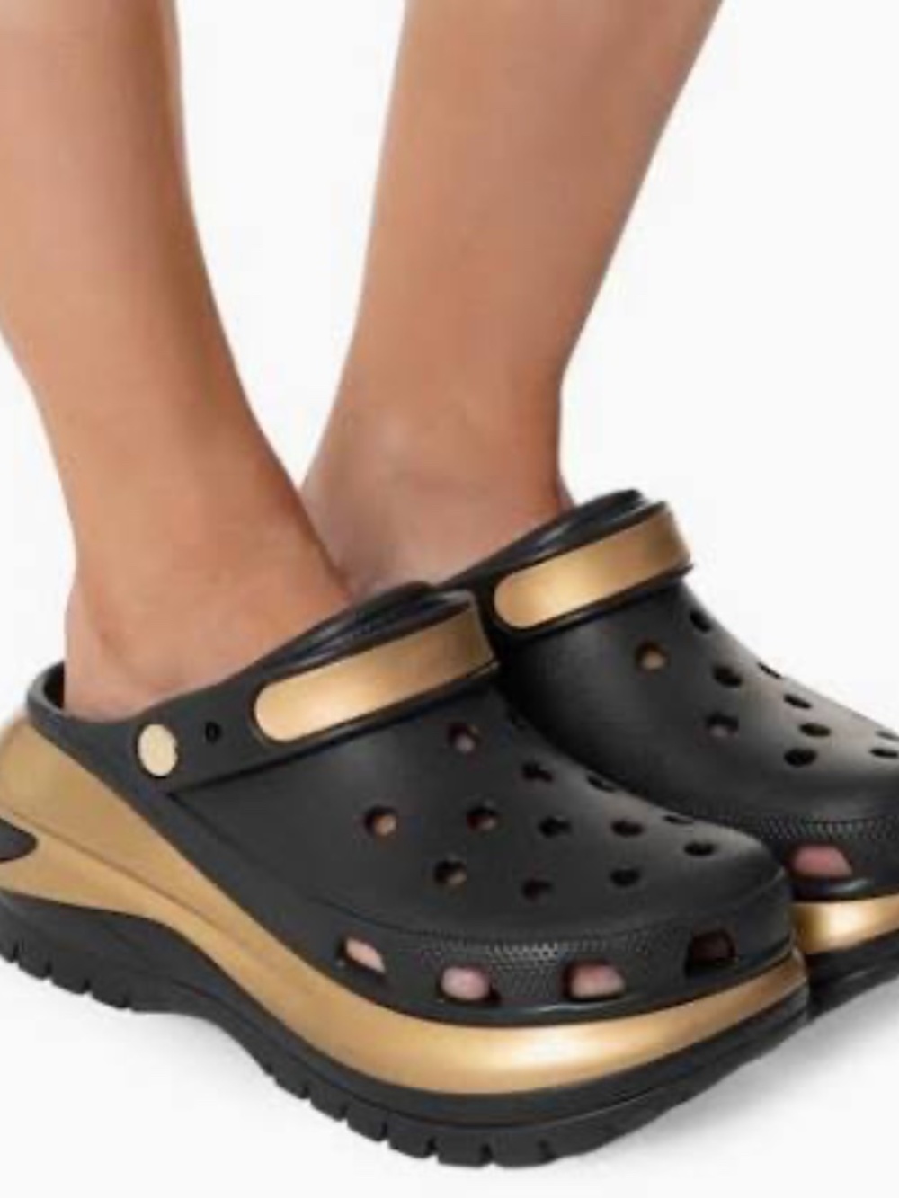 Crocs Mega Crush Metallic Clog Black Gold (W7-M5)